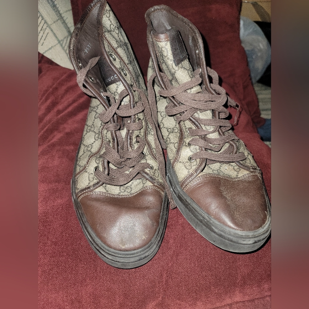 GUCCI GG Supreme Canvas High Top Sneakers Size 11 Brown